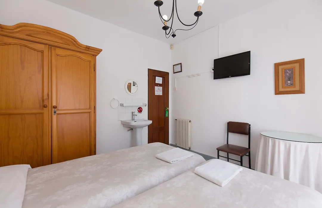 Pension Mesones-1